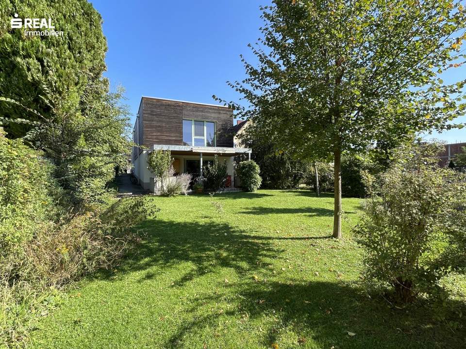 modernes Passivhaus mit Einliegerwohnung direkt an der Fischa