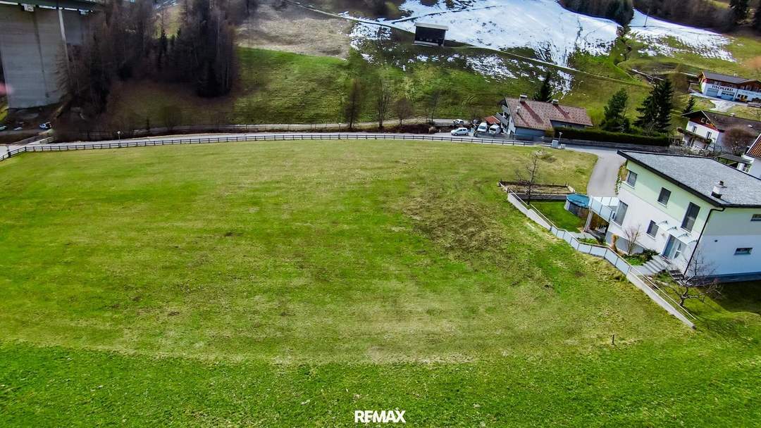 Vielseitiges Angebot – 666 m² großes Grundstück in Matrei am Brenner!