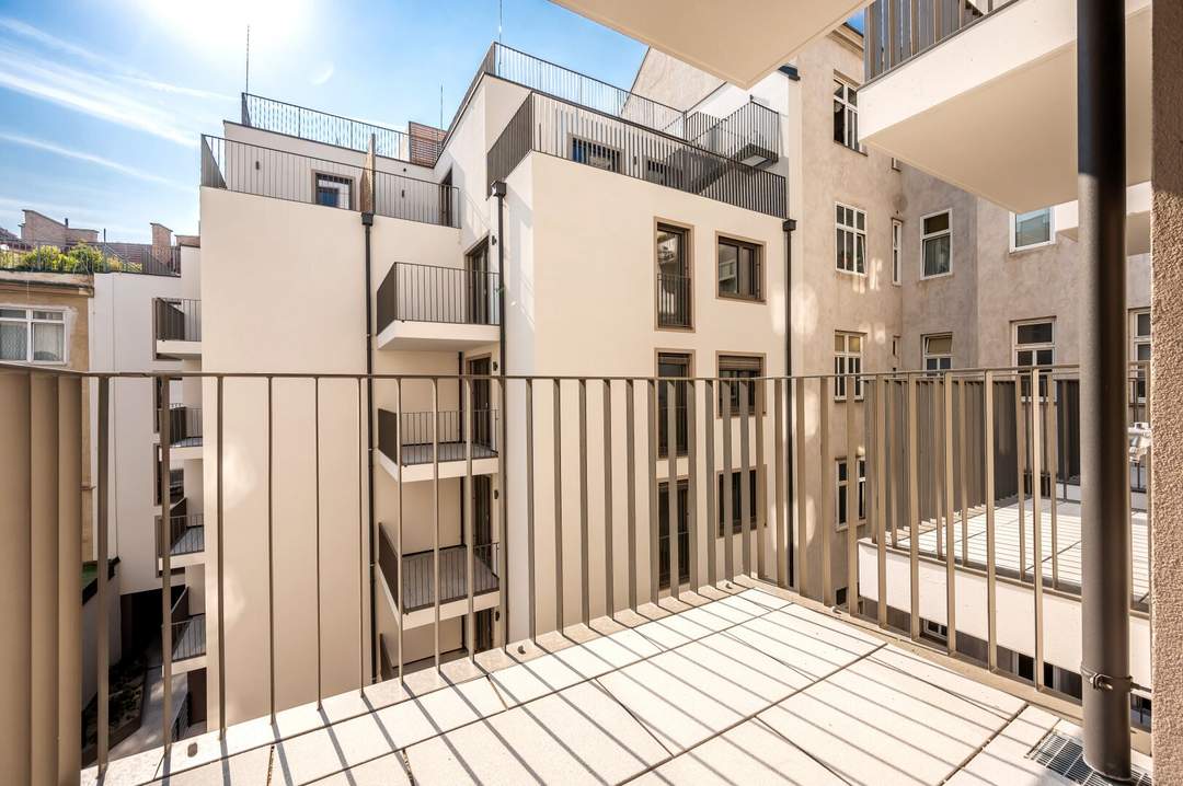 ASG IV-Qualitatives Wohnen in urbaner Lage: hochwertiger 1-Zimmer mit Balkon! Tischler-Einbaumöbel! +Provisionsfrei+