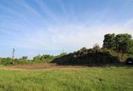 Großer Baugrund 1.870 m², ~ 40% verbaubar