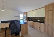 Neuwertige, sonnige 4-Zimmer Whg. mit Terrasse und Eigengarten