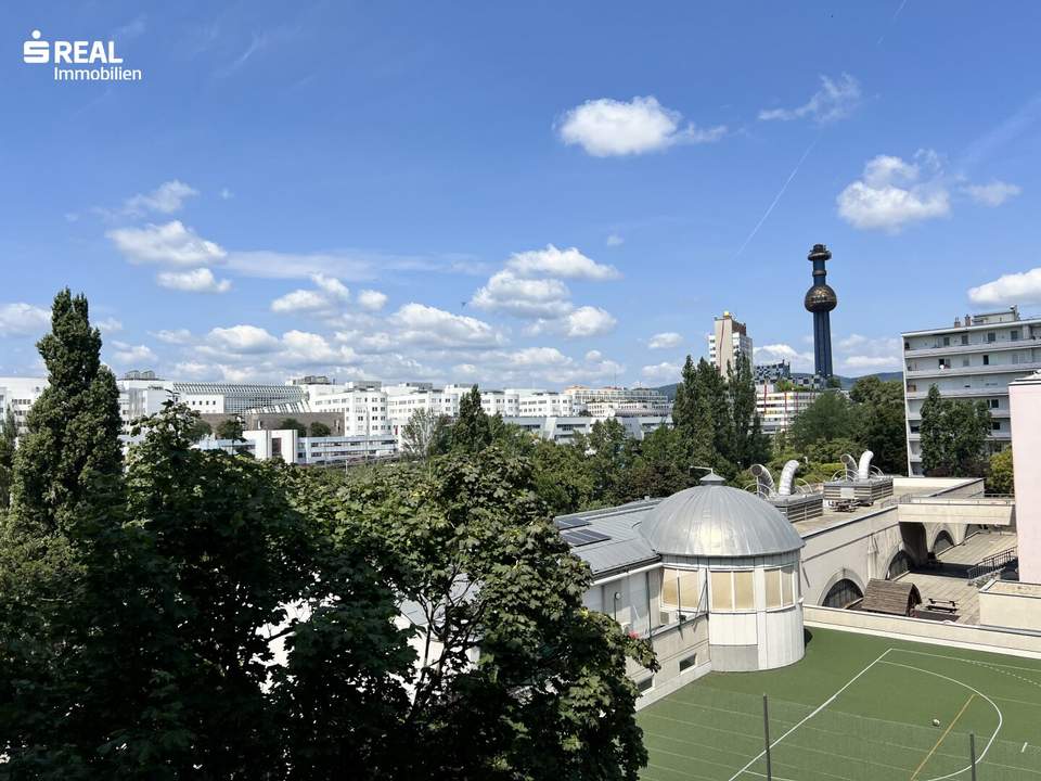 Renovierungsbedürftige 2 Zimmer Wohnung beim Donaukanal mit Fernblick