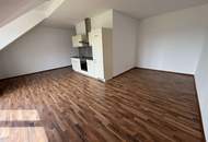 Schöne 2-Zimmer Dachgeschosswohnung zu vermieten !