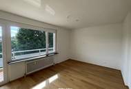 Helle, sofort verfügbare 3,5-Zimmer-Wohnung mit Loggia und Lift, Nähe Kreuzbergl