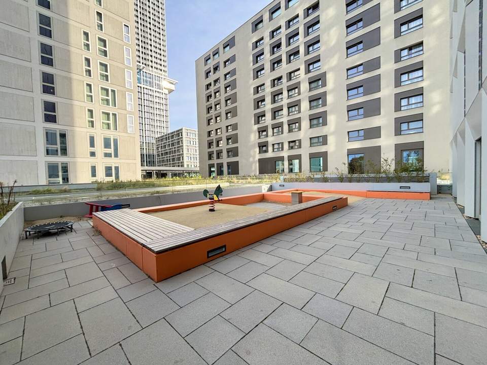 U-Bahn U1 Kagran I Stylische Wohnung mit exklusiver Ausstattung und Loggia I Rooftop Pool I Fitnessraum I Spa-Bereich