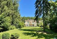 Elegante Villa in idyllischer Wienerwaldlage mit Pool und großem Garten