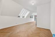 Zwischen Tradition &amp; Moderne – Ihr neues Zuhause im Stilaltbau mit DG-Ausbau