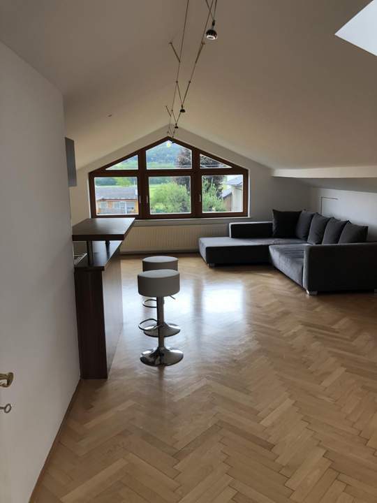 Coole Mansardenwohnung für Singles