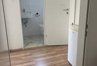 SANIERT: Kleinhaus mit Dachboden auf großem Grundstück in ruhiger Gegend