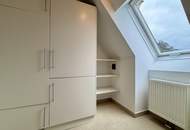 Dachgeschoss-Turm-Wohnung mit 5 Meter Raumhöhe | ca. 2.000 m² Garten zur allgemeinen Nutzung I freie Mietzinsbildung I