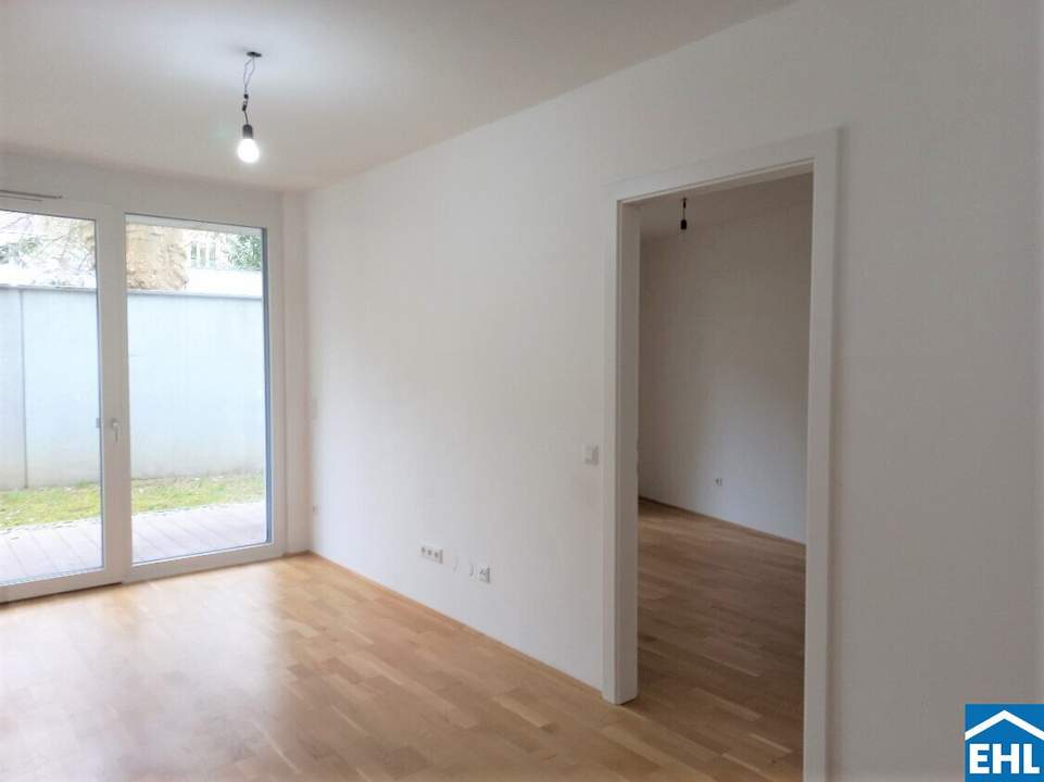 Wunderschöne 2-Zimmer-Wohnung mit Garten: Natur und Moderne vereint