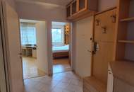 TOPGEFPLEGTE WOHNUNG MIT GROSSER LOGGIA UND GRÜNBLICK
