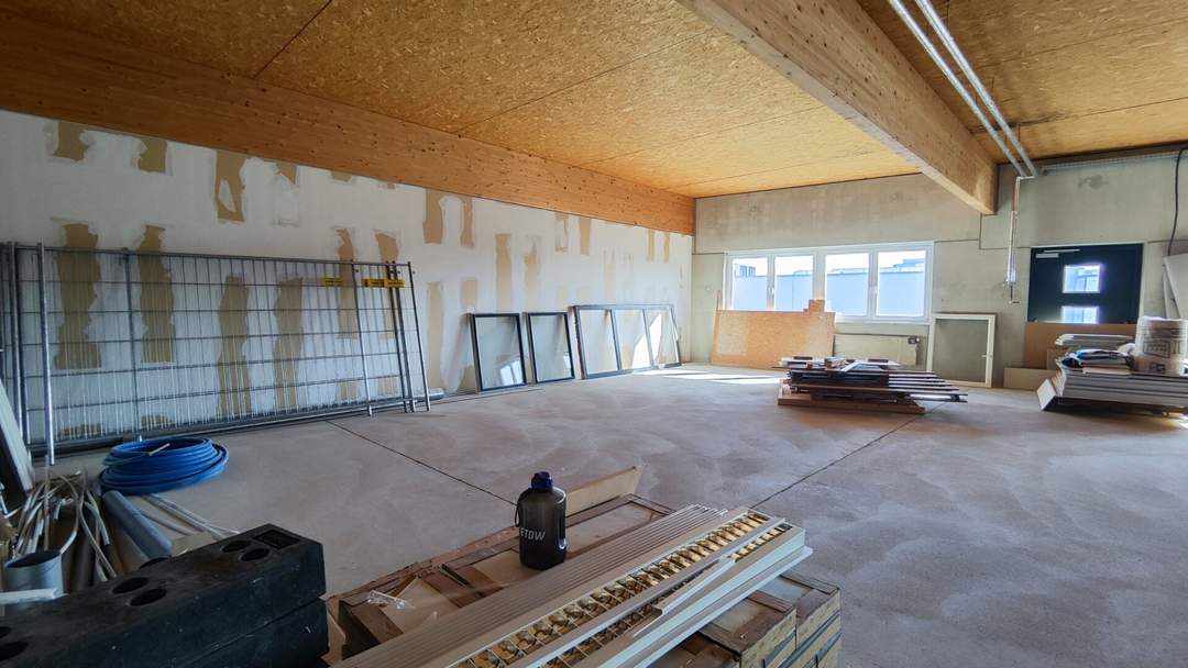 Modernes Büro mit 66 m² zur Miete im Shopping Point Neunkirchen!