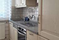 Haus mit Seeblick in grüner Ruhelage