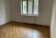 Ländliches Wohnen in zentrumsnaher Lage! Einladende 2-Zimmer Wohnung mit idealer Raumaufteilung! Perfekt für Singles oder Pärchen!