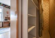 ++NEU++ Renovierungsbedürftige 3-Zimmer Altbauwohnung in guter Lage!!