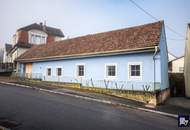 Sanierungsbedürftiges Einfamilienhaus zentral gelegen! (Provisionsfrei)