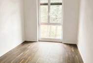 FAMILIENDOMIZIL MIT GARTEN UND GARAGE
