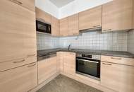 Exklusives Wohnen: 2-Zimmer-Wohnung mit Terrasse, Gartenidylle und Wintergarten