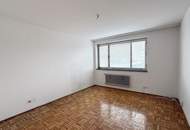 Zentrumsnahe 2-Zimmer-Wohnung mit sonniger Westloggia