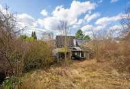 Am Satzberg: Eckgrundstück in Westlage mit Abbruch-Sommerhaus