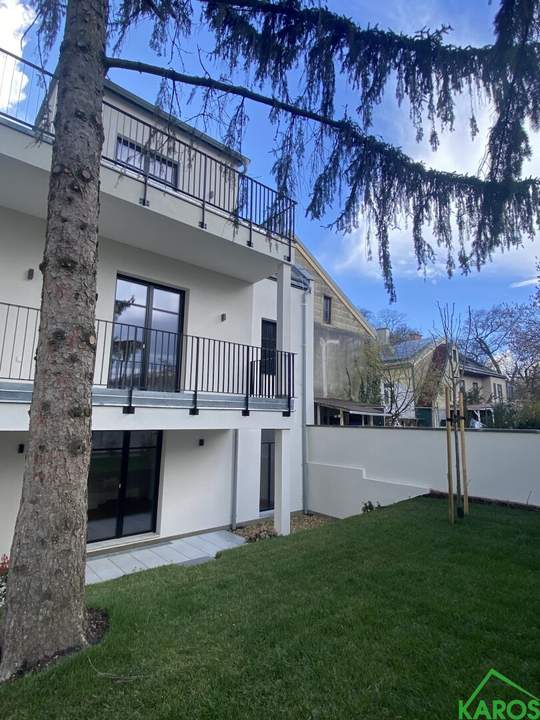 VILLA AUHOF - GARTENWOHNUNG IM GRÜNEN - Leben im Grünen und urbanen Flair!