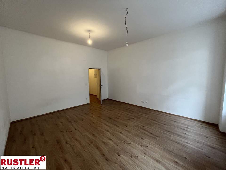Renovierte Altbauwohnung nahe der Josefstädter Straße
