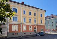 Zinshaus in Innenstadtlage mit 7 Einheiten und Grünfläche