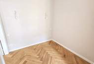 Wohnen mit Stil - 2-Zimmer Erstbezug! Ruhige Seitengasse + U-Bahn um´s Eck + Blick ins Grüne + Ideale Raumaufteilung + Hochwertige Ausstattung + Flügeltüren! Jetzt zugreifen!