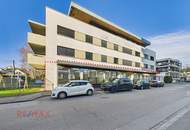 Büro oder Verkaufsraum – flexible Fläche mit beeindruckender Fensterfront