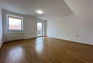 "4-Zimmerwohnung mit Balkon, Fernwärme &amp; 2 Parkplätzen"