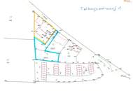 Wohnhaus mit 2.200m² großem Grundstück, Halle und Garagen