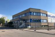 Gewerbeobjekt bestehend aus 2 Hallen verbunden und Büro und 460 m2 Büro. weitere 7000 m2 auf Anfrage verfügbar