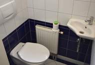 WG-geeignet: Schöner 3,5-Zimmer-Altbau mit hofseitigem Schlafzimmer