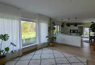 Bad Vöslau! Sanierungsbedürftiger entkernter Bungalow zum Kauf mit großem Garten!