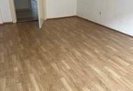 Hervorragende 2-Zimmer-Wohnung im Zentrum – Beste Infrastruktur! Günstig !