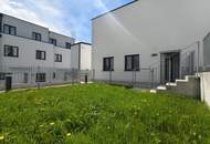 EXKLUSIVES TOWNHAUS (272 m² Wohnfläche) MIT POOL AUF EIGENGRUND IN WEIDLING – NATURNAHES WOHNEN MIT STIL