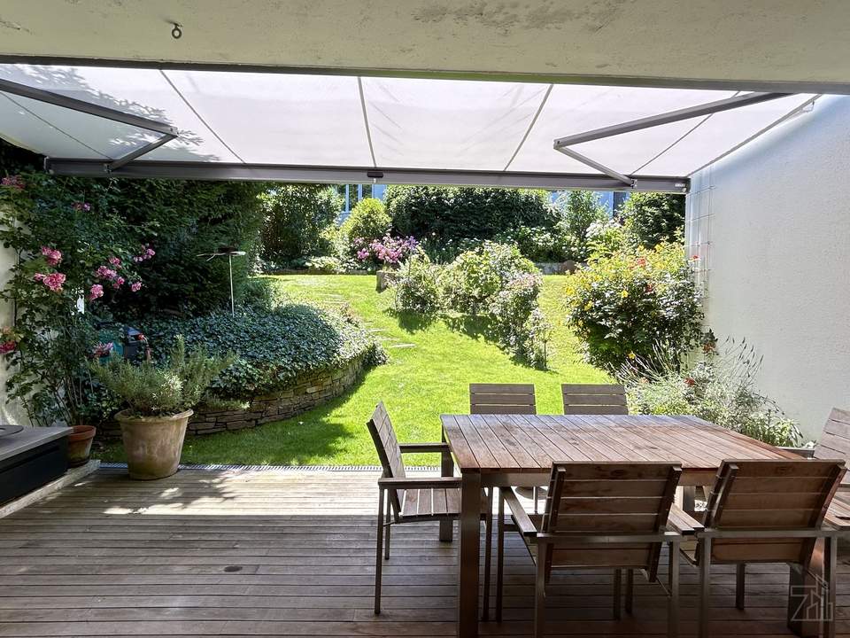 Wunderschönes Reihenhaus auf 2 Etagen mit Garten &amp; Terrasse | 3 Zimmer | Maurer Lange Gasse