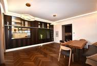 Hochwertig kernsanierte Altbauwohnung direkt am Stadtpark, erste Reihe!