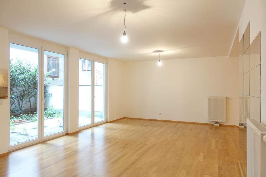 GARTENWOHNUNG!!! Hofseitig und ruhig!!!! Top-Infrastruktur!!!