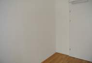 TOP ANLAGE_ Baumer 21- Coole Singlewohnung, Blick ins Grüne, Ruhelage und Top Öffi- Anbindung