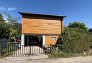 Idyllisch gelegenes Badhaus auf Doppelparzelle