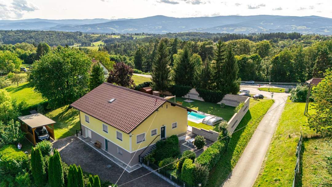 Luxuriöses großes Einfamilienhaus mit Pool, Sauna, 3 Schlafzimmer, OG ausbaufähig - 10 Min. von Graz