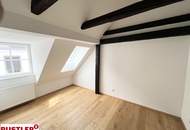 Moderne Dachgeschosswohnung mitten in der Stadt I Inklusive Balkon und Klimaanlage
