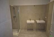 4-ZIMMER-ALTBAUWOHNUNG IN ZENTRALER LAGE *MIT EINBAUKÜCHE*
