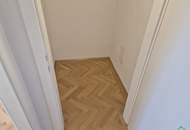 3-Zimmer-Altbauwohnung mit Einbauküche!