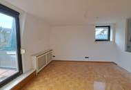 Sanierungsbedürftige 4-Zimmer Terrassen-Wohnung mit viel Potenzial!