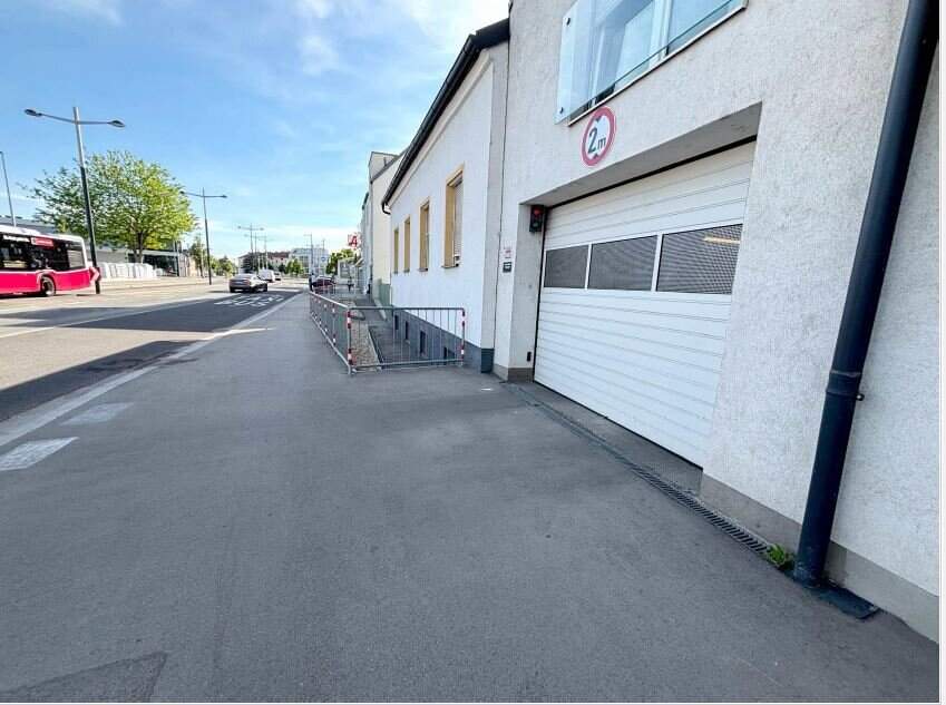 Garagenplätze Nähe Kagraner Platz!