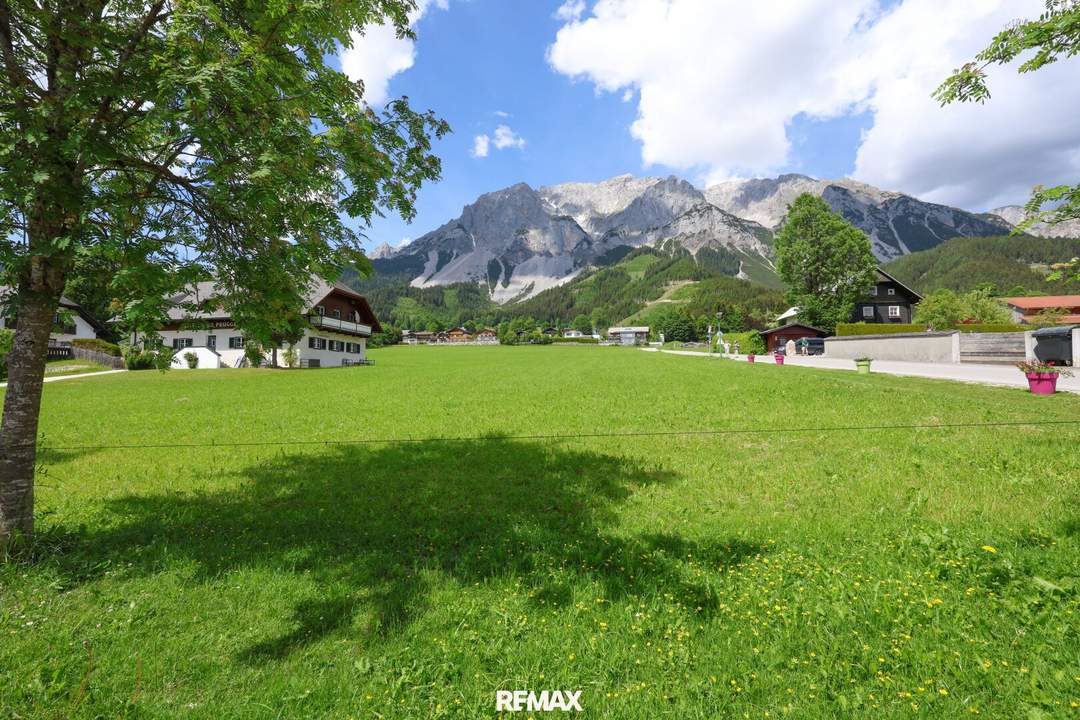 ABSOLUTE RARITÄT!!! Kleine Bauparzelle im Zentrum von Ramsau am Dachstein!