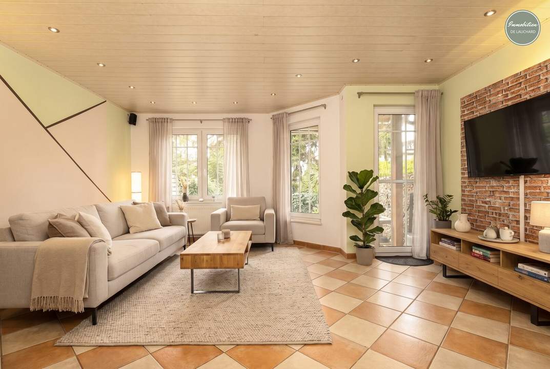 Wohnen im Grünen, Leben im Gleichgewicht auf Eigengrund: 4,5 Zimmer, Garage & Ausblick ins Grüne